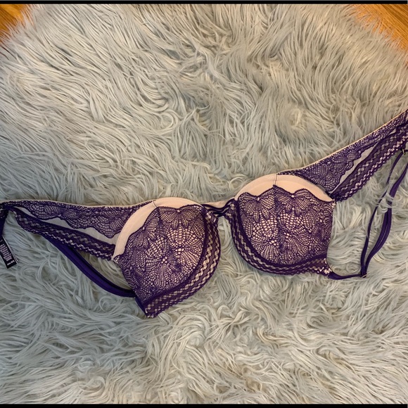 Perfect Condition Victoria Secret! - Picture 1 of 3
